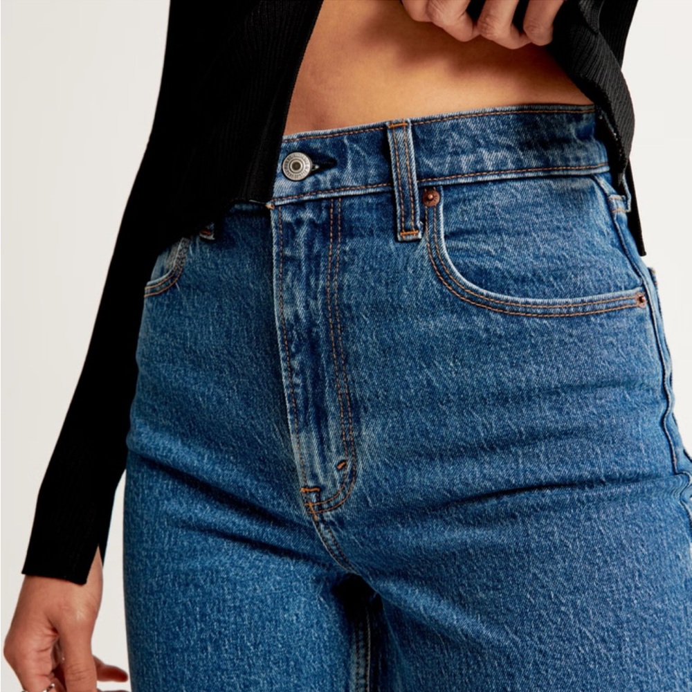 Abercrombie & Fitch The 90’s Straight Jeans - Picture 9 of 9